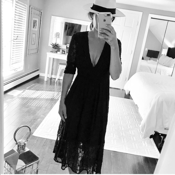 Free People Dresses & Skirts - Free People NWT $198 black lace midi dress size XS
